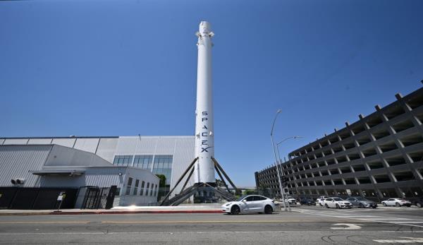 在罕见的失败后，SpaceX公司发射了猎鹰9号火箭